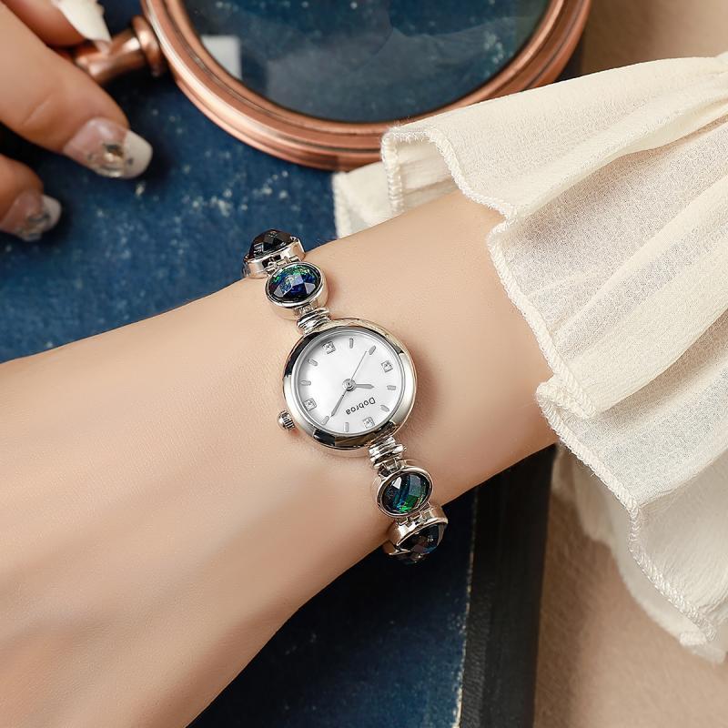 New Style Pre-Owned Light Luxury Pearl And Malachite Elegant Womens Watch Fashionpy